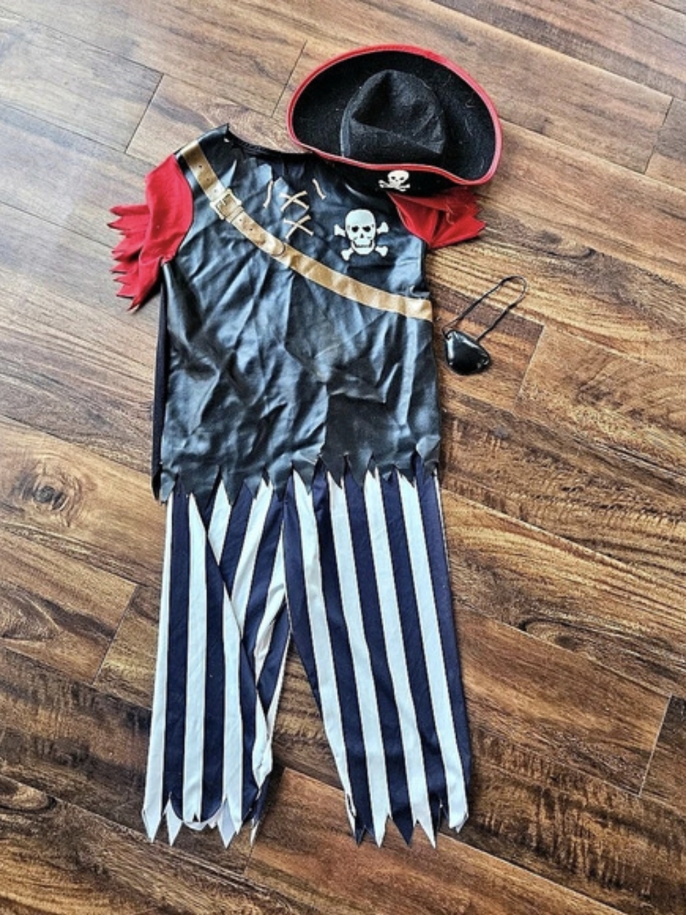 Boys Large Pirate Costume Black & White